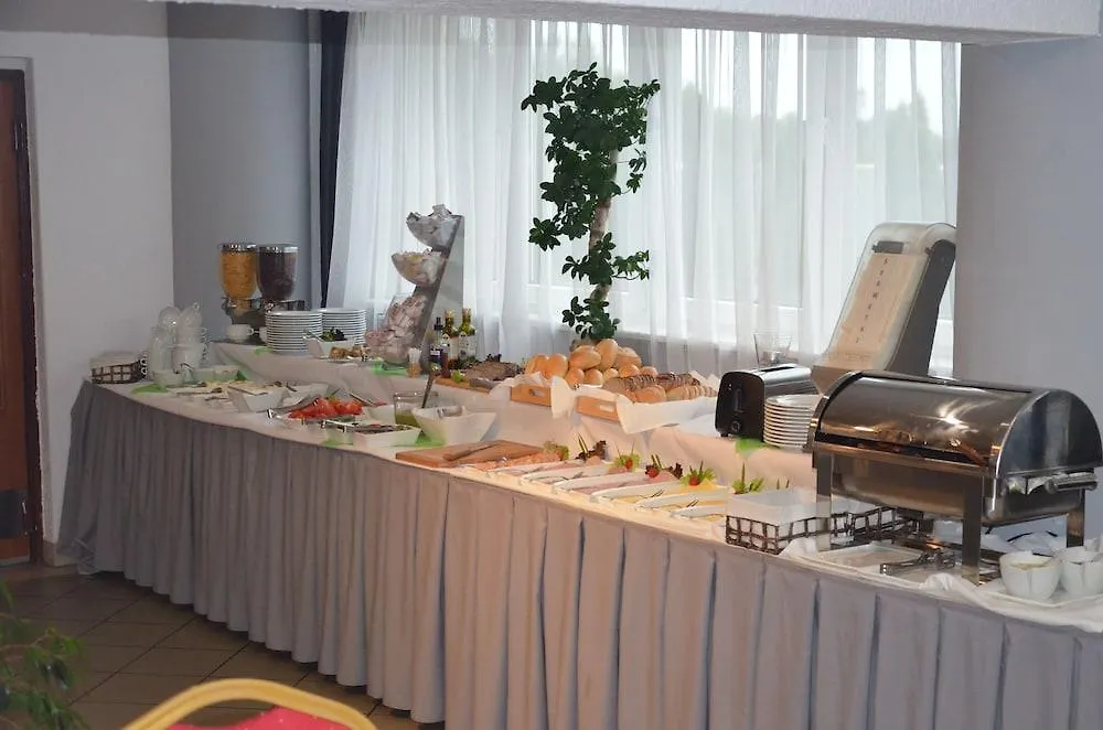 Hotel Gromada Познань