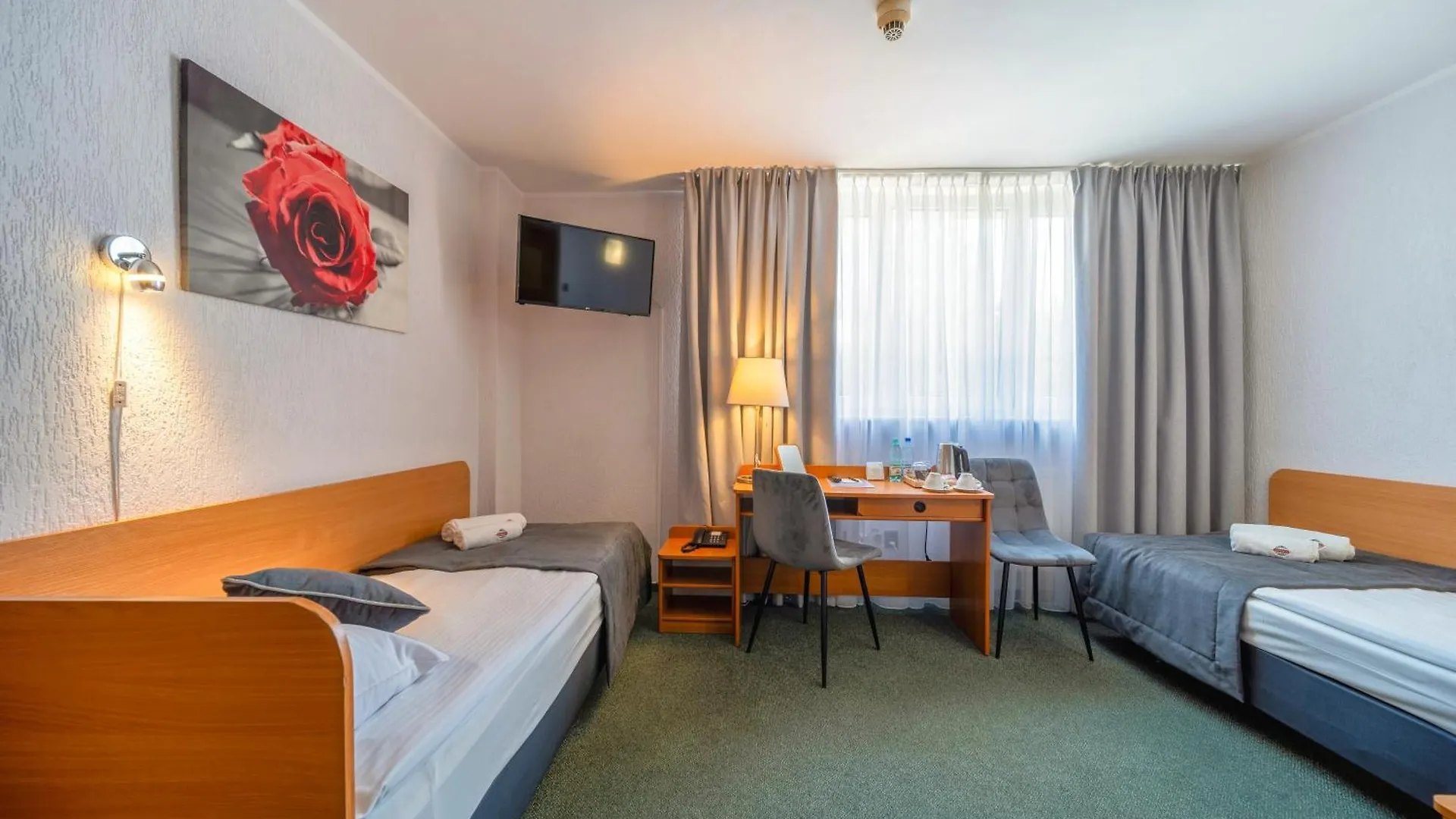 Hotel Gromada Познань