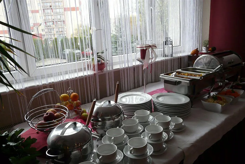 Hotel Gromada Poznan 3*,  Poland